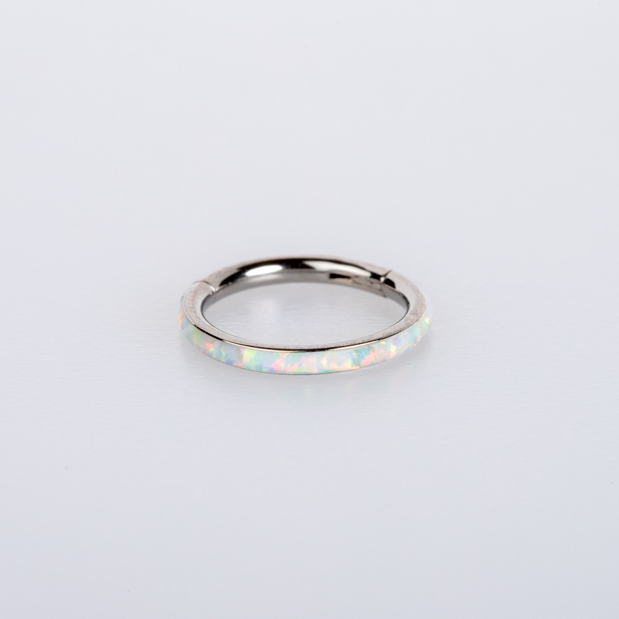 Piercing Titanyum Opal Halka