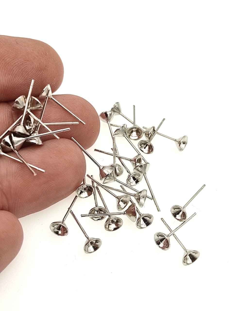 4 mm Yuvalı Küpe Çivisi