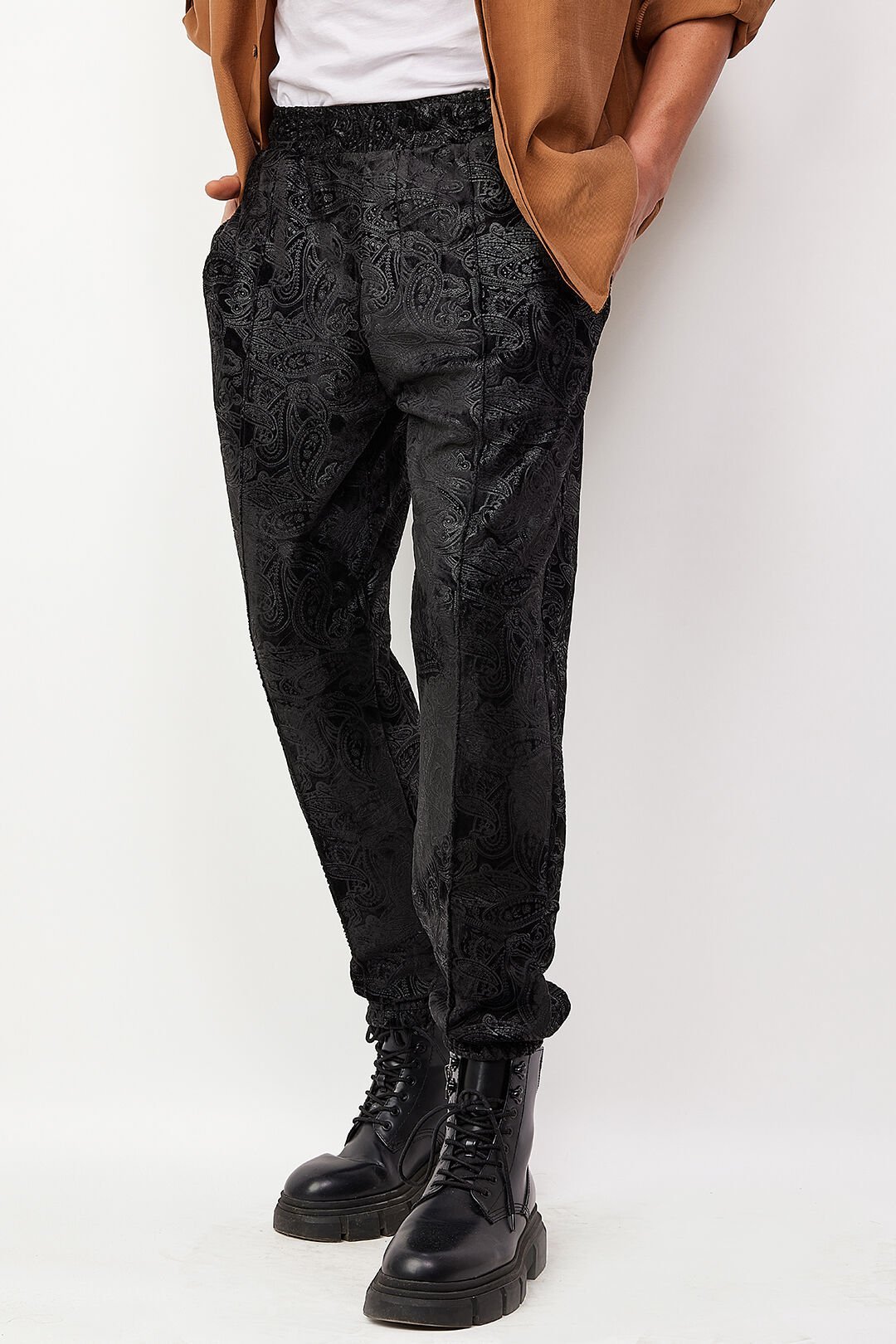Siyah Paisley Soft Velvet Pantolon
