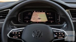 Volkswagen Passat B8-B8.5 araçlar için Dokunmatik Hassasiyetli R Direksiyon