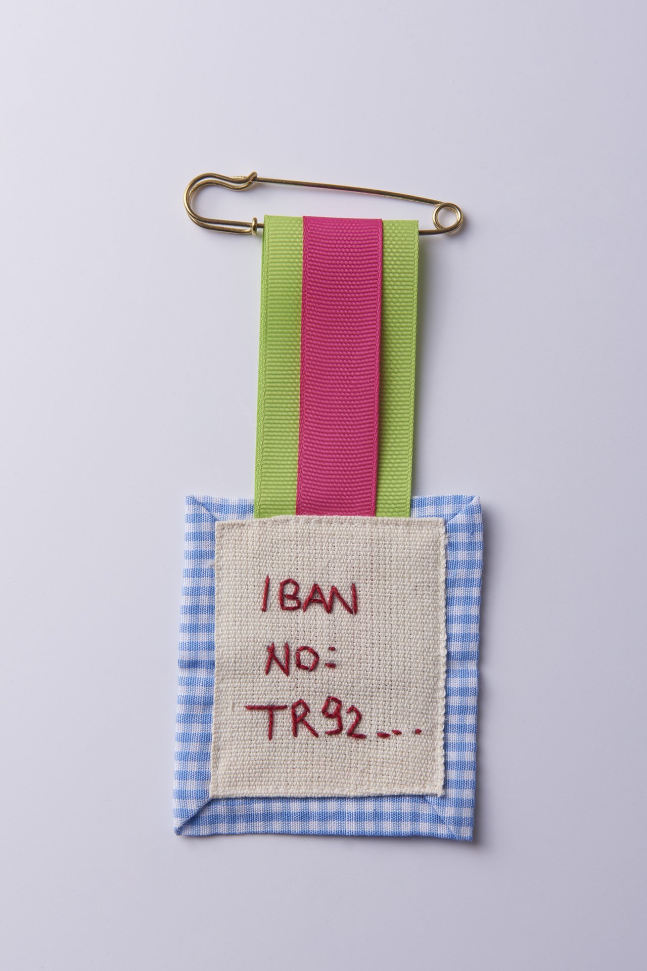 Primitif Madalya 9 ''Iban No TR 92...''