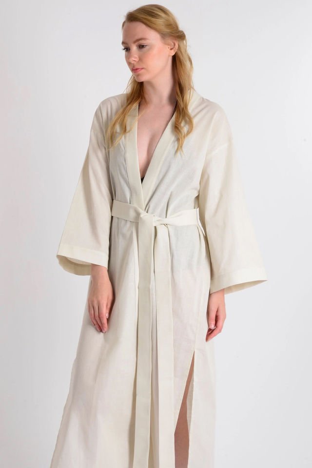 Fresh Carnation Linen Kimono