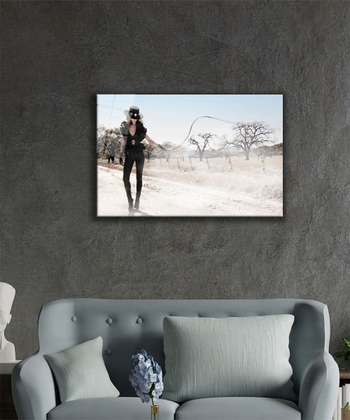 Kadın Kovboy Cam Tablo  4mm Dayanıklı Temperli Cam, Women Cowgirl Glass Wall Art
