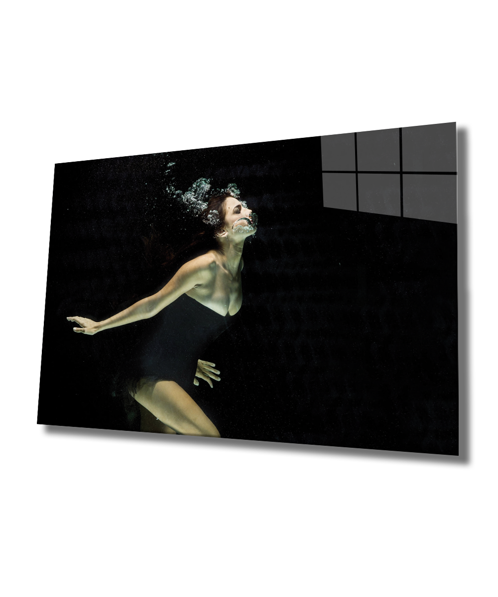Suda Kadın Cam Tablo  4mm Dayanıklı Temperli Cam, Woman Under Water Glass Wall Art