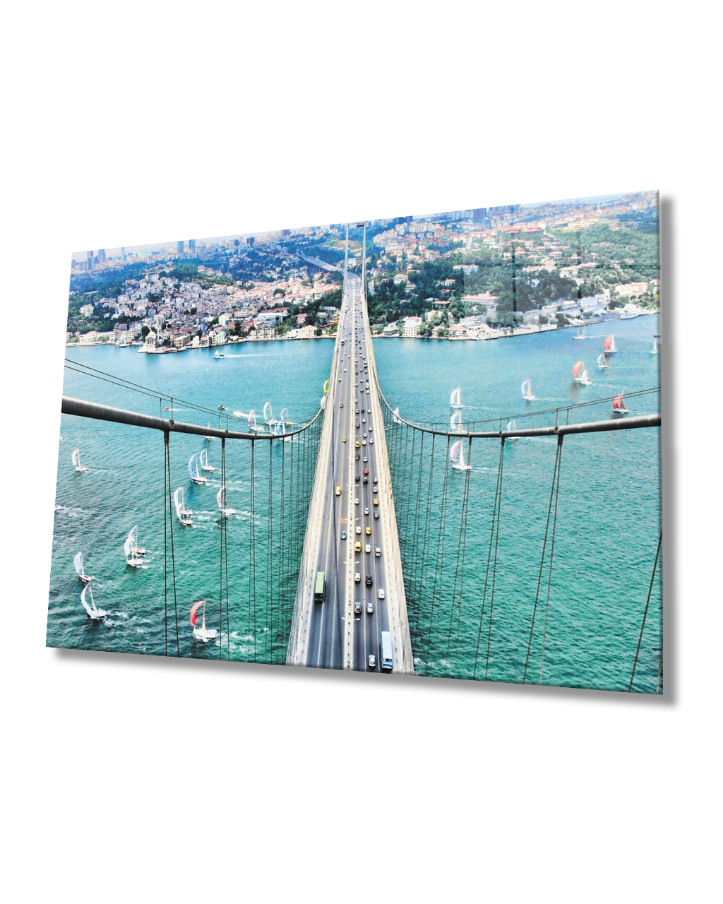 Boğaz Köprüsü ve yelkenliler Manzaralı İstanbul  Cam Tablo 4mm Dayanıklı Temperli Cam