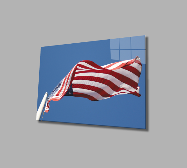 Dalgalanan Amerika Bayrağı Cam Tablo  4mm Dayanıklı Temperli Cam, Waving American Flag Glass Wall Art