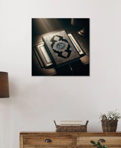 Kuranı Kerim Kutsal Kitap, Huzur Veren Bir Lambanın Altında Modern Cam Tablo Yapay Zeka Hediyelik Büyük Tablo Ev Ofis Dekoru 4mm Dayanıklı Temperli Cam