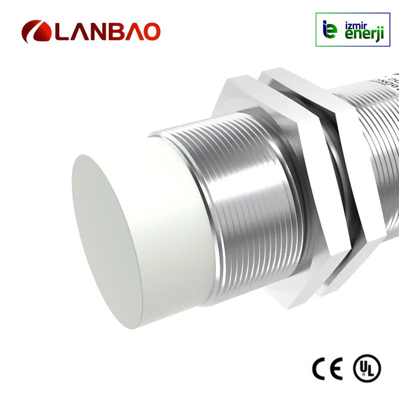 M30 Endüktif Sensör 15mm Algılama, ÇIKIK Kafa, NPN, NC, 10-30V DC ( M12 Soket Bağlantı )