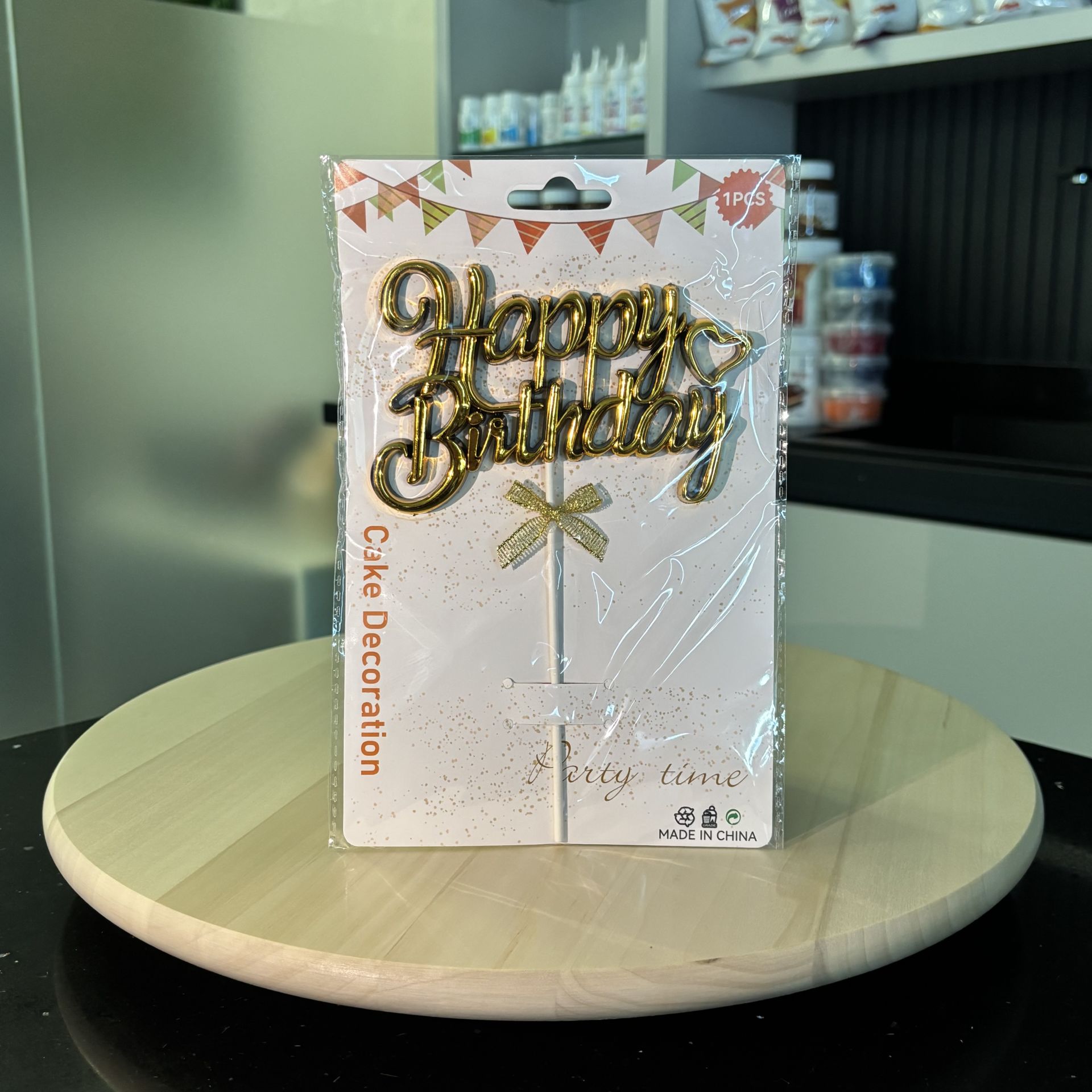 Happy Birthday Gold Pasta Süsü