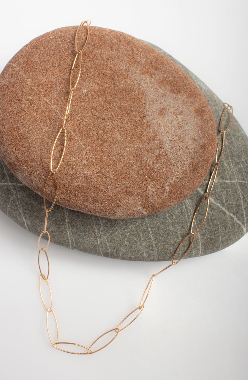 Hand Hammered Oval Loop Chain / Rose