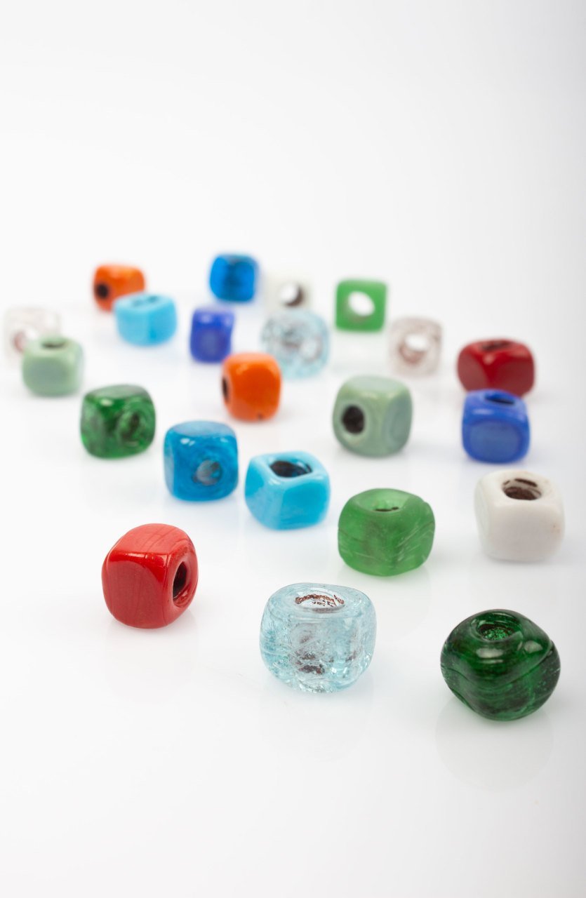 Cubic Glass Bead / Large Size