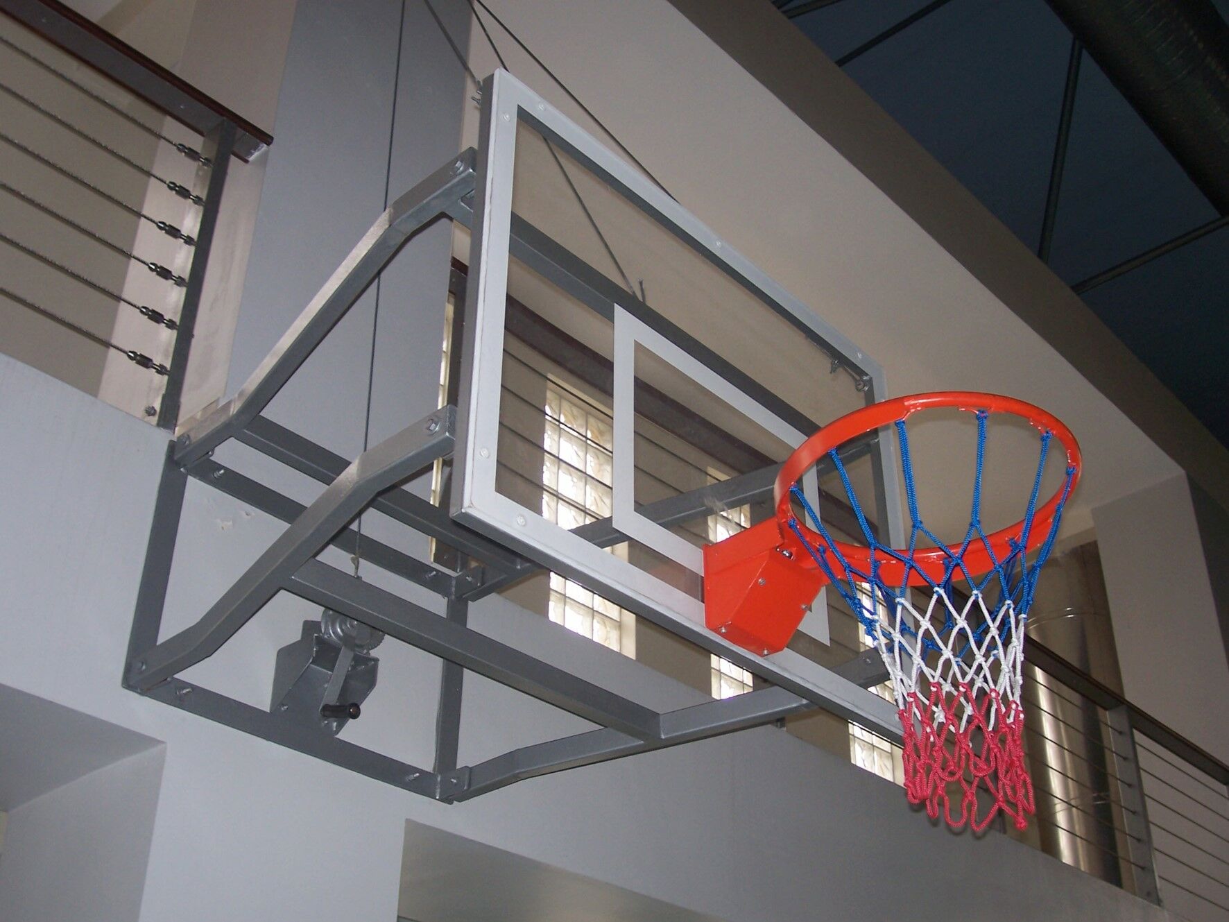 Basketbol Potası Duvara Montaj Antreman 15 mm Cam (Ak) Panya 90 x 120 cm Yükseklik Ayarlı
