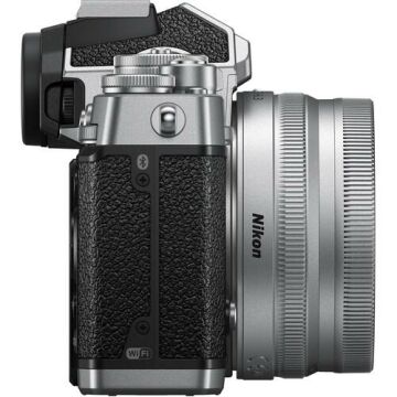 Z FC Body + Nikon Nikkor Z DX 16-50 mm f/3.5-6.3 VR Lens Kit