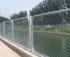 300cm x 15m Post and Chain Link Fence