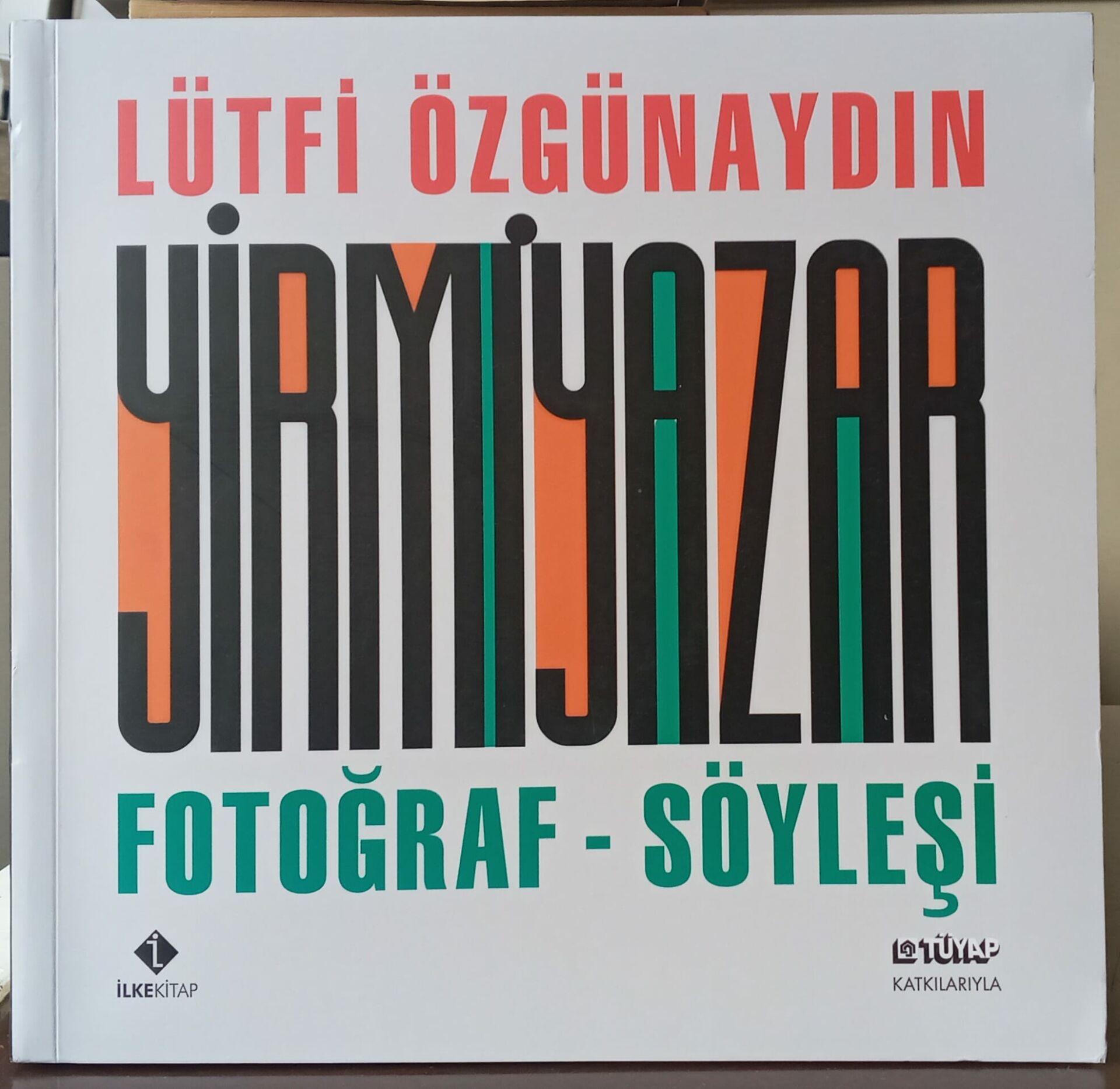 Yirmi Yazar Fotoğraf - Söyleşi