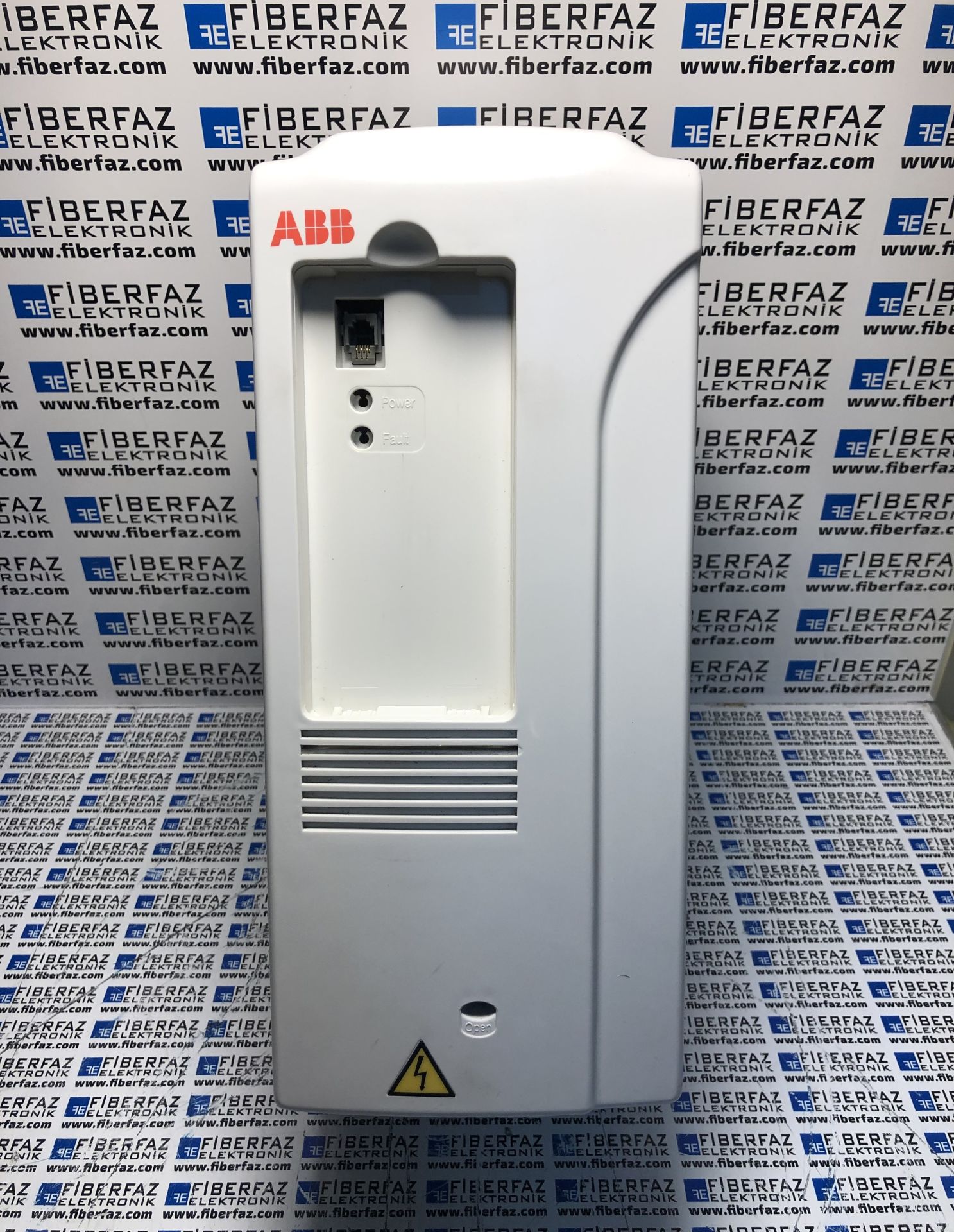 ACS800-01-0011-3 ABB ACS800 AC MOTOR SURUCUSU 7.5kW