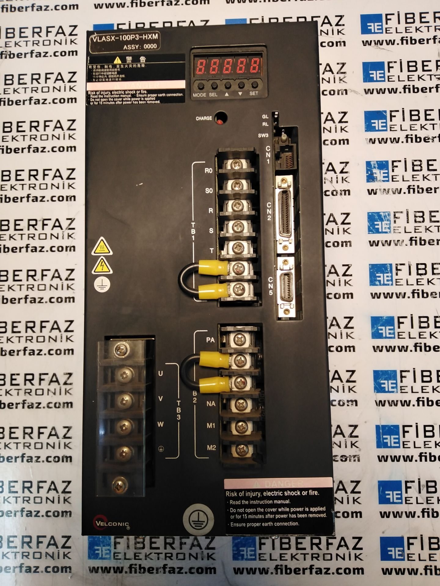 Toshıba BS SERVO AMPLIFIER Sürücü VLASX-100P3-HXM