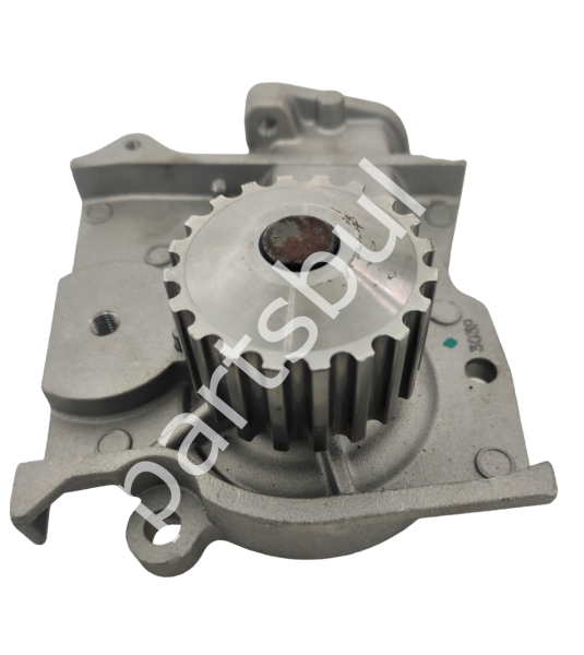 Yale 505960579 Su Pompası Devirdaim / Water Pump