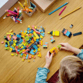 11027 LEGO® Classic Yaratıcı Neon Eğlence Yapım Parçaları 333 parça +5 yaş