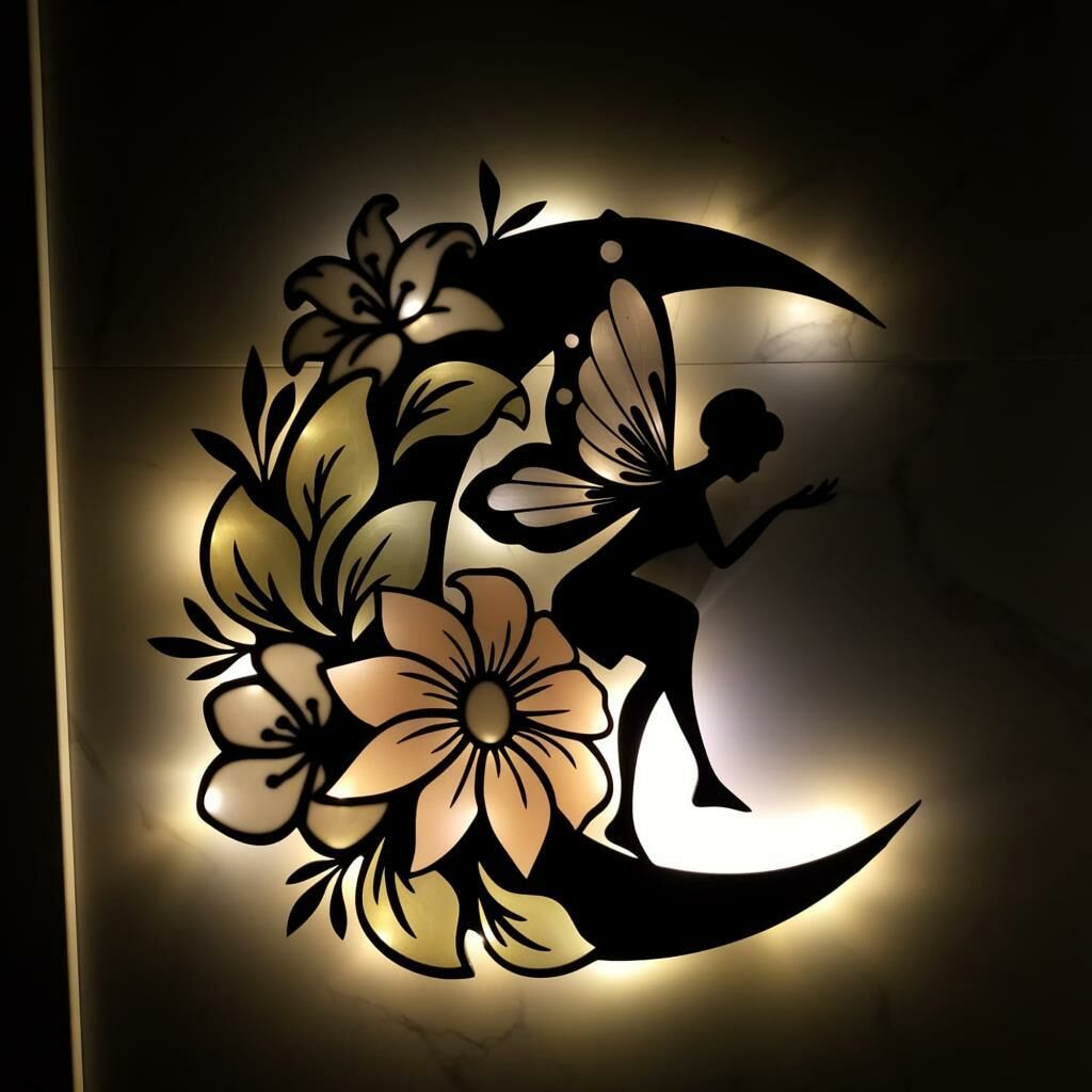Veraart Epoksili Ahşap Çiçekli  Aydaki Peri Figürlü Duvar Dekorlu Gece Lambası  48 cm