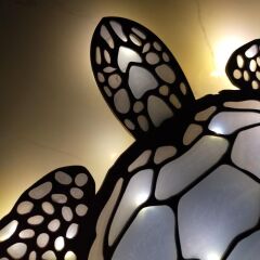 Veraart Epoksili Ahşap Deniz Kaplumbağası Duvar Dekorlu Gece Lambası Gold 60 cm
