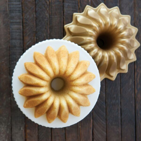 Nordicware 84177 Lotus Bundt Kek Kalıbı