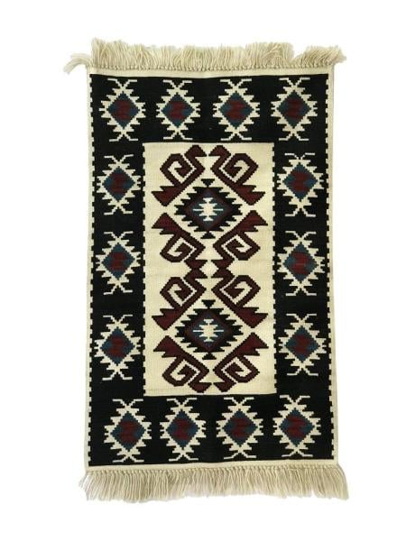 El Dokuma Etnik Kilim