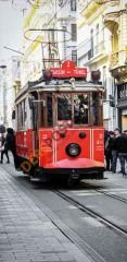 İstanbul Taksim Nostaljik Tramvay Kapı Giydirme