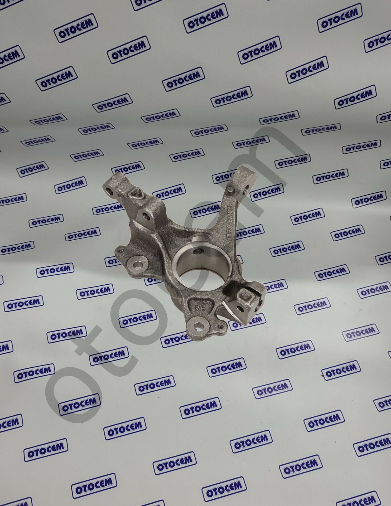 FORD COURİER FİESTA 2003 - B-MAX 2012- AKS TAŞIYICI ÖN SAĞ