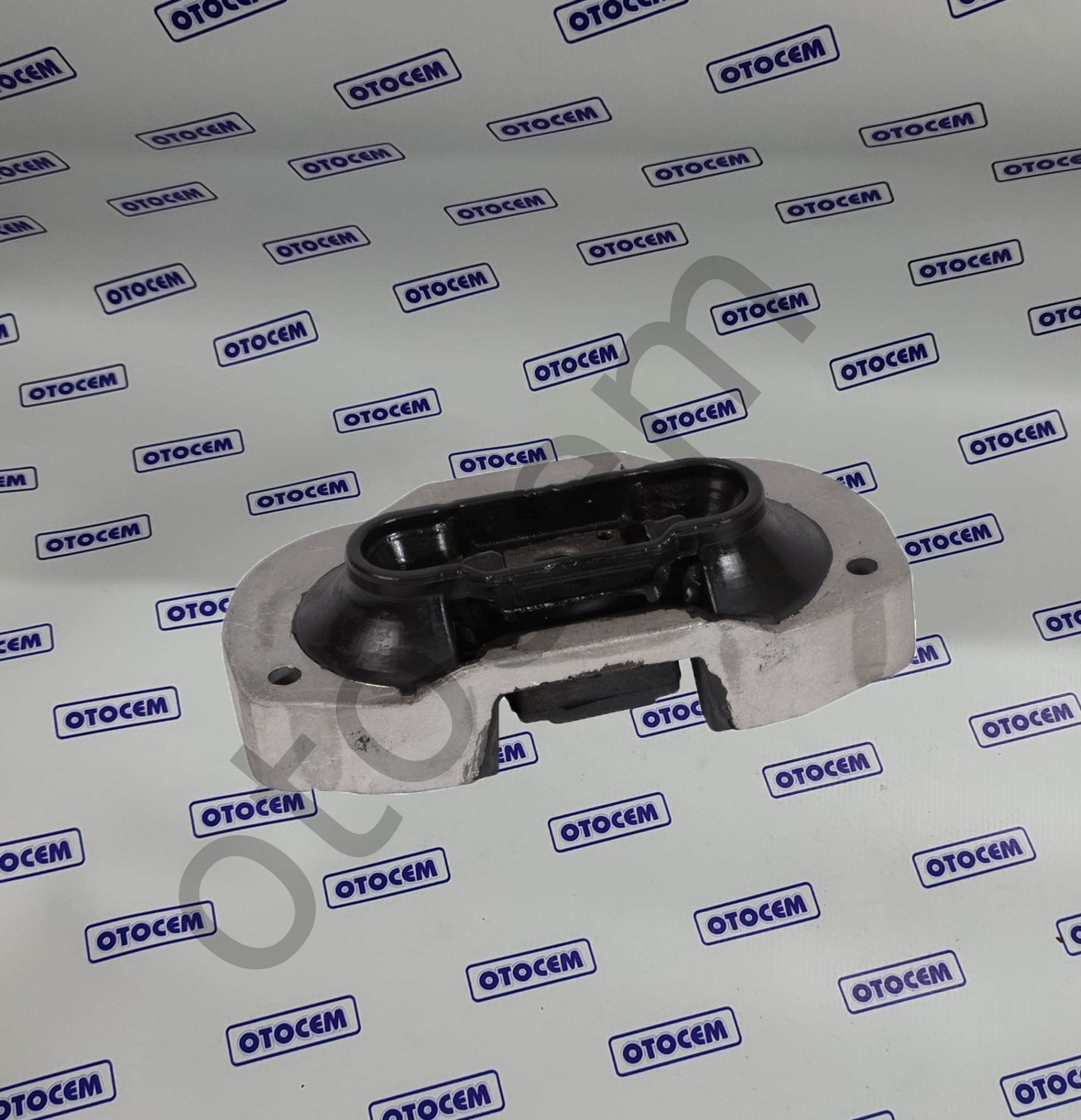 FORD TRANSIT V363 2014 SONRASI ŞANZIMAN TAKOZU