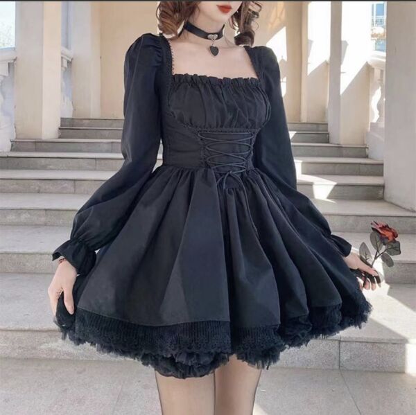 Siyah Balon Kol Gothic Dantel Detaylı Elbise