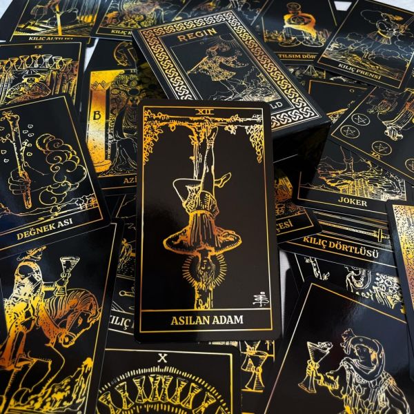 Black & Gold Tarot Destesi