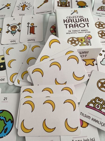 Celestial Kawaii Tarot Kartları ve Başlangıç Tarot Kitabı