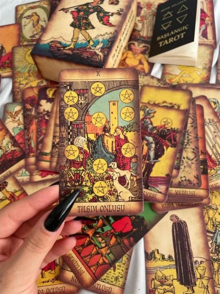 78 Antik Tarot Kartı ve Başlangıç Tarot Kitabı