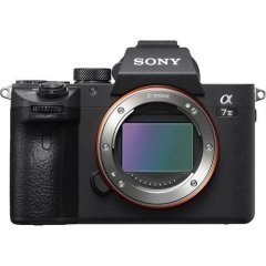 Sony A7 III Body + 85mm f/1.8 Lens