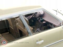 1:18 1976 Citroen CX 2200 Super Break