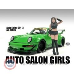 1:18 American Diorama 18506 Auto Salon Girls #2