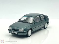 1:18 1987 Opel Kadett GSi