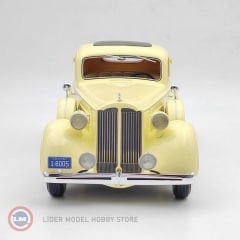 1:18 1936 Packard Super Eight Coupe