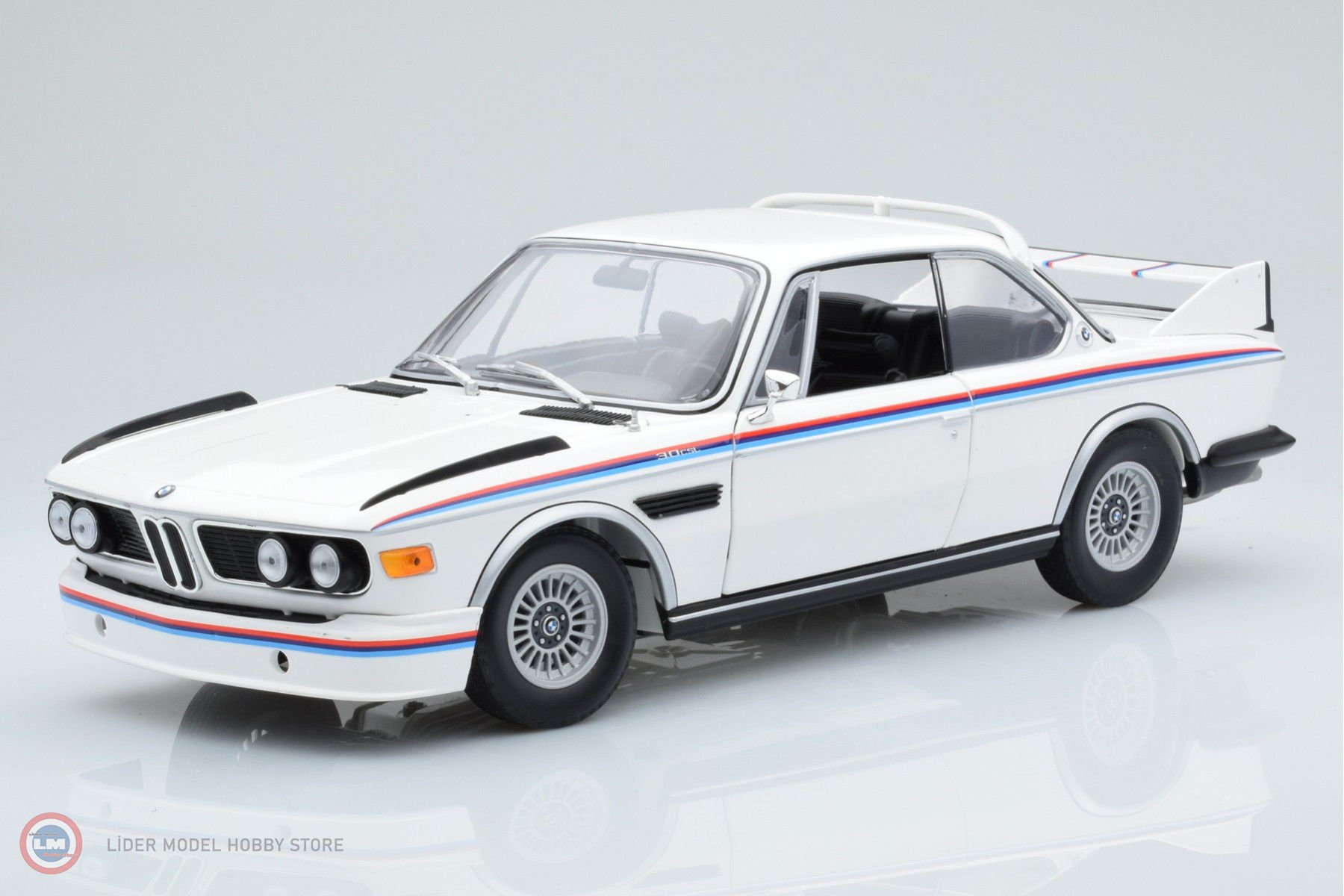 1:18 1971 BMW 3.0 CSL
