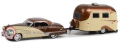 1:64 1949 Buick Roadmaster Hardtop with Airstream 16’ Bambi