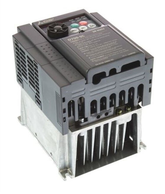 Mitsubishi Electric FR-D740-036SC-EC 1.5kW Trifaze Motor Sürücü