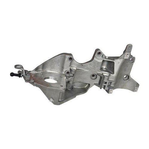 VW Dinamo ve Klima Kompresör Tutucu 1.6 TDI CAY Motor 03L903139Q