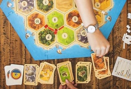 Catan Kutu Oyunu Nedir ve Nasıl Oynanır?