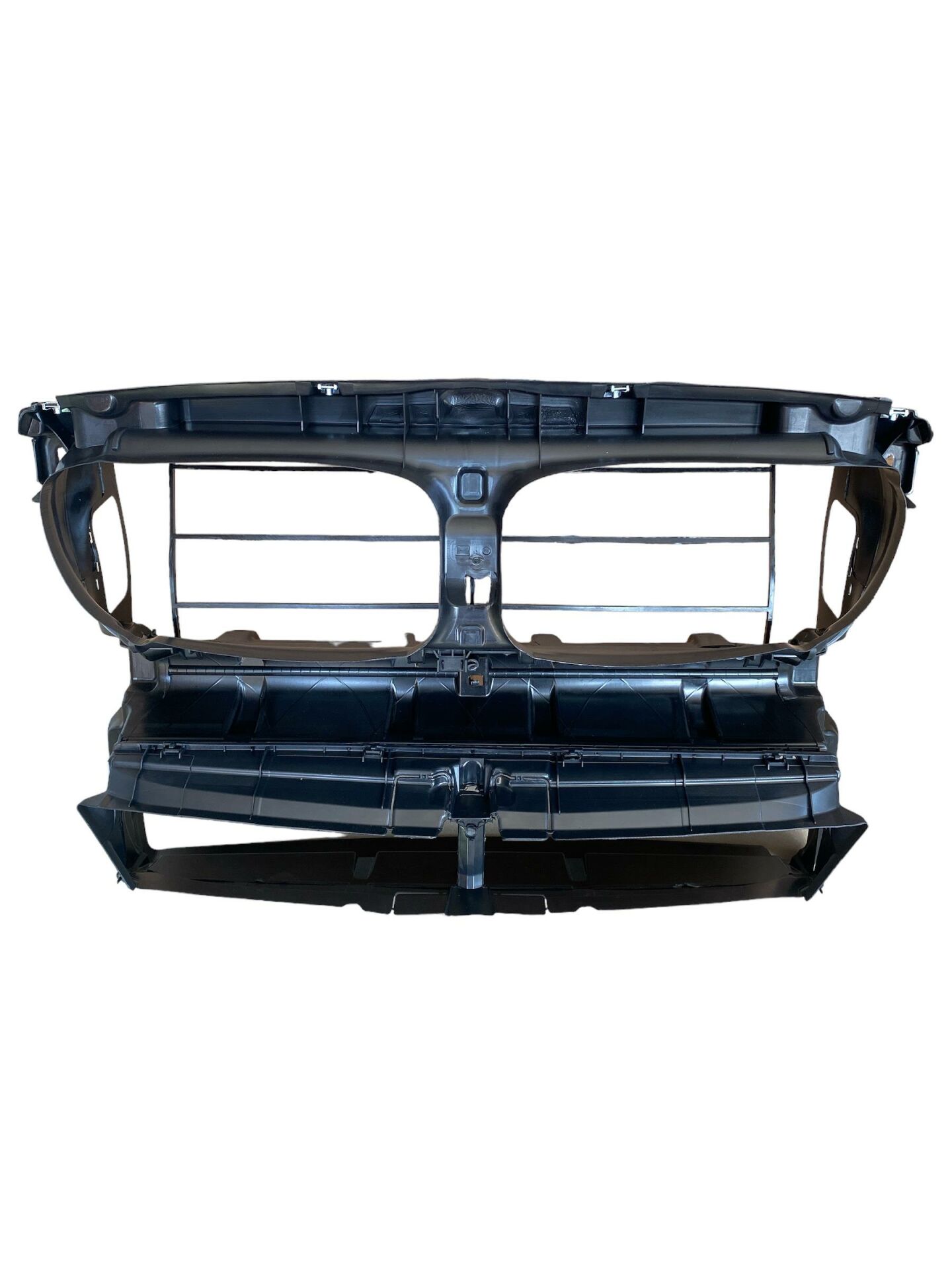 PANEL HAVA KANALI ÖN FAN MASKESİ MOTORSUZ / BMW F10 / 51747200781-9104972