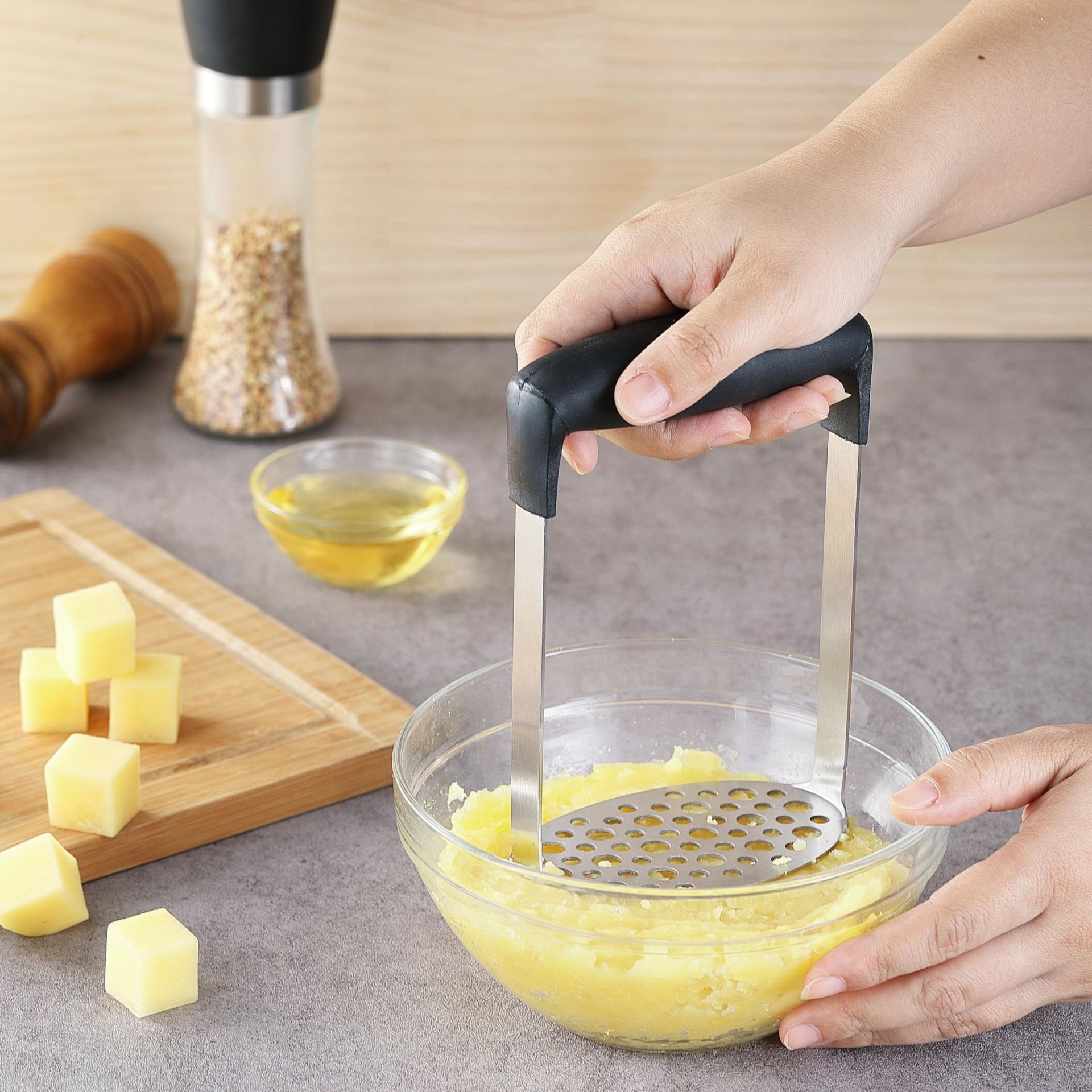 Paslanmaz Çelik Silikon Saplı Ergonomik Patates Ezici - Püre Yapıcı
