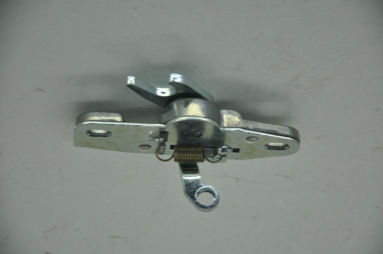 Sürgülü Kapı Üst Kilidi Sağ Master 1998-2011 Arası