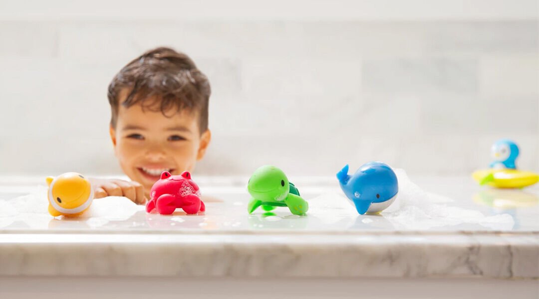 Küçük Çocuğunuz İçin Banyo Zamanını Eğlenceli Hale Getirin!