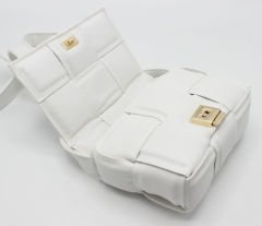Bottega Model Beyaz Kadın Omuz ve Çapraz Çanta 1002