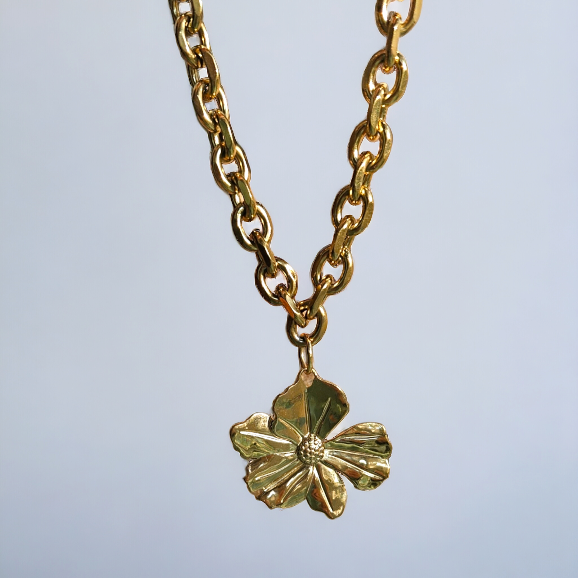 Rosa Gold Kolye